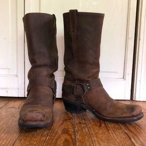 Frye Harness 12R Leather Boots